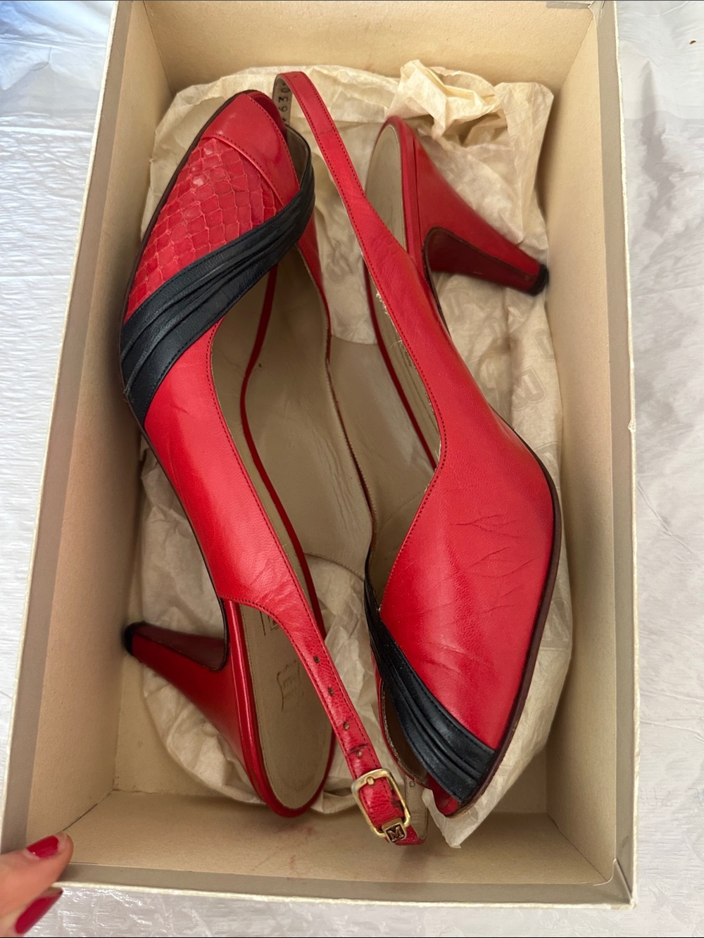 Vintage Bruno Magli 9AA Red Leather Slingback Peep-toe